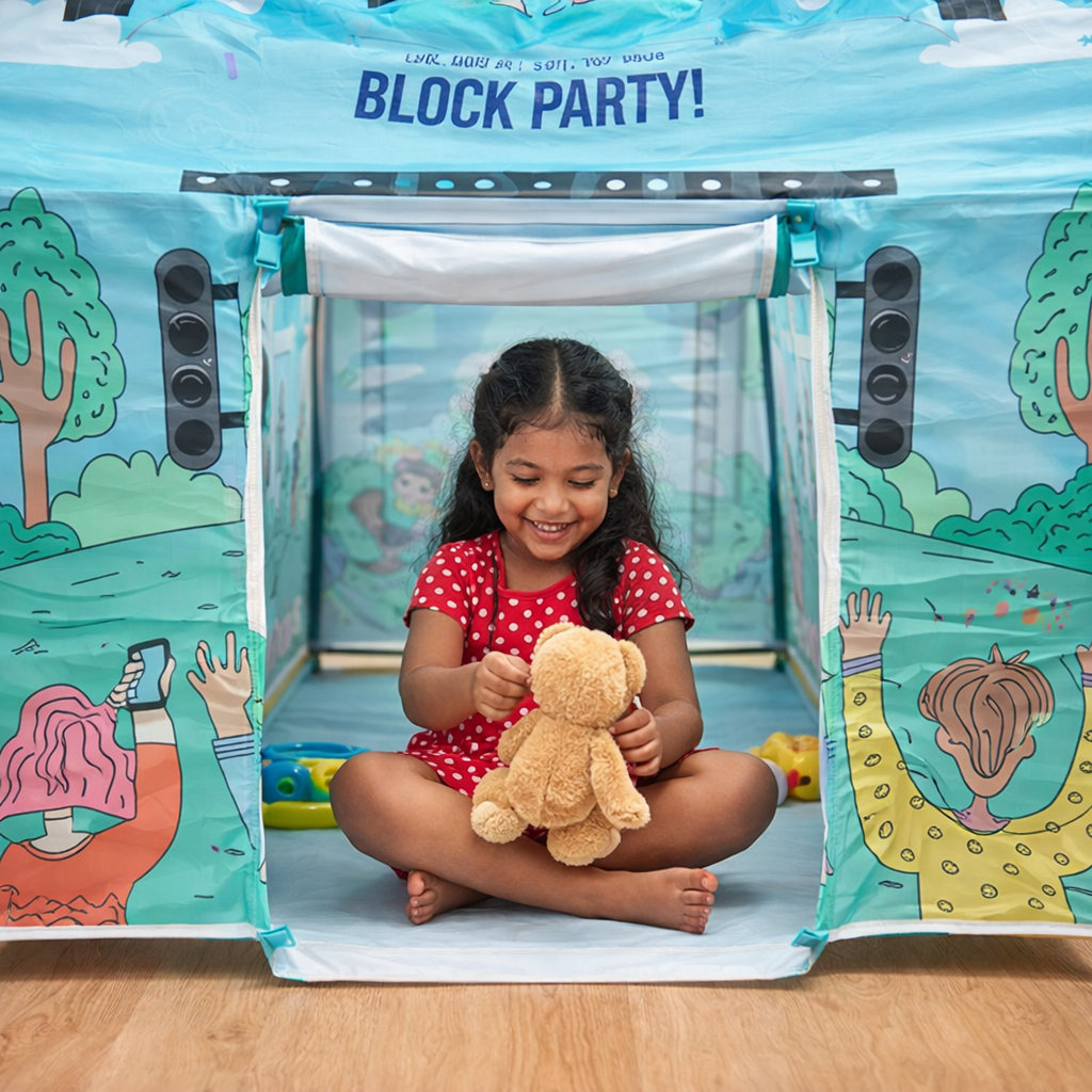 TENT HOUSE FUN CASTLE – Indoor & Outdoor Fun
